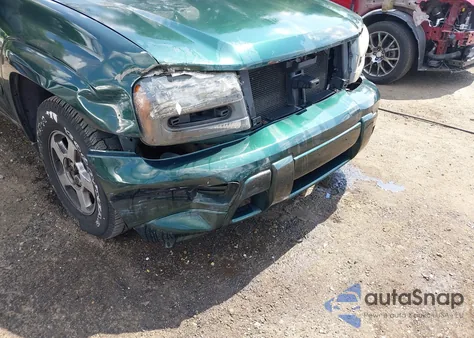 2002 Chevrolet Trailblazer Ls from USA, damaged, VIN 1GNDT13S022509001